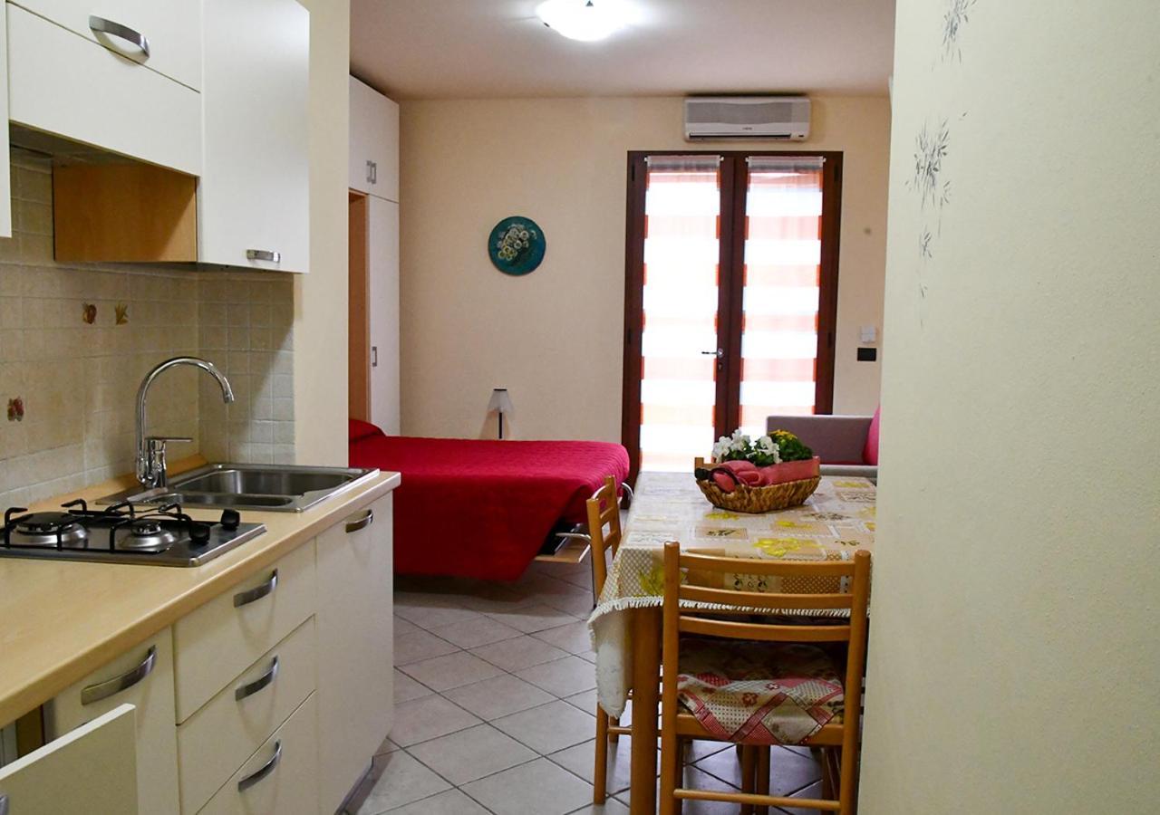 Gli Angeli Agriturismo Villa Cisano sul Neva Eksteriør billede