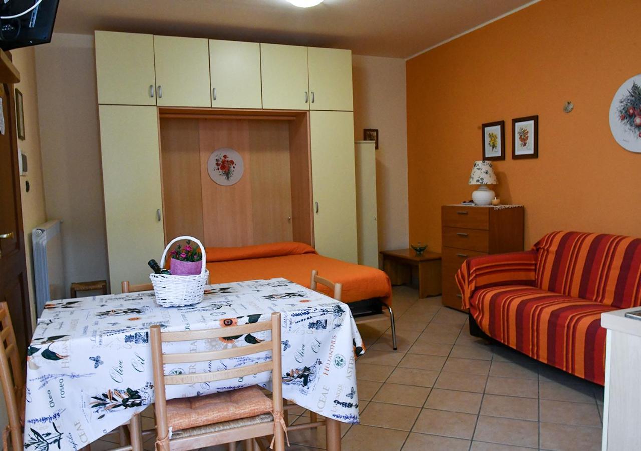 Gli Angeli Agriturismo Villa Cisano sul Neva Eksteriør billede