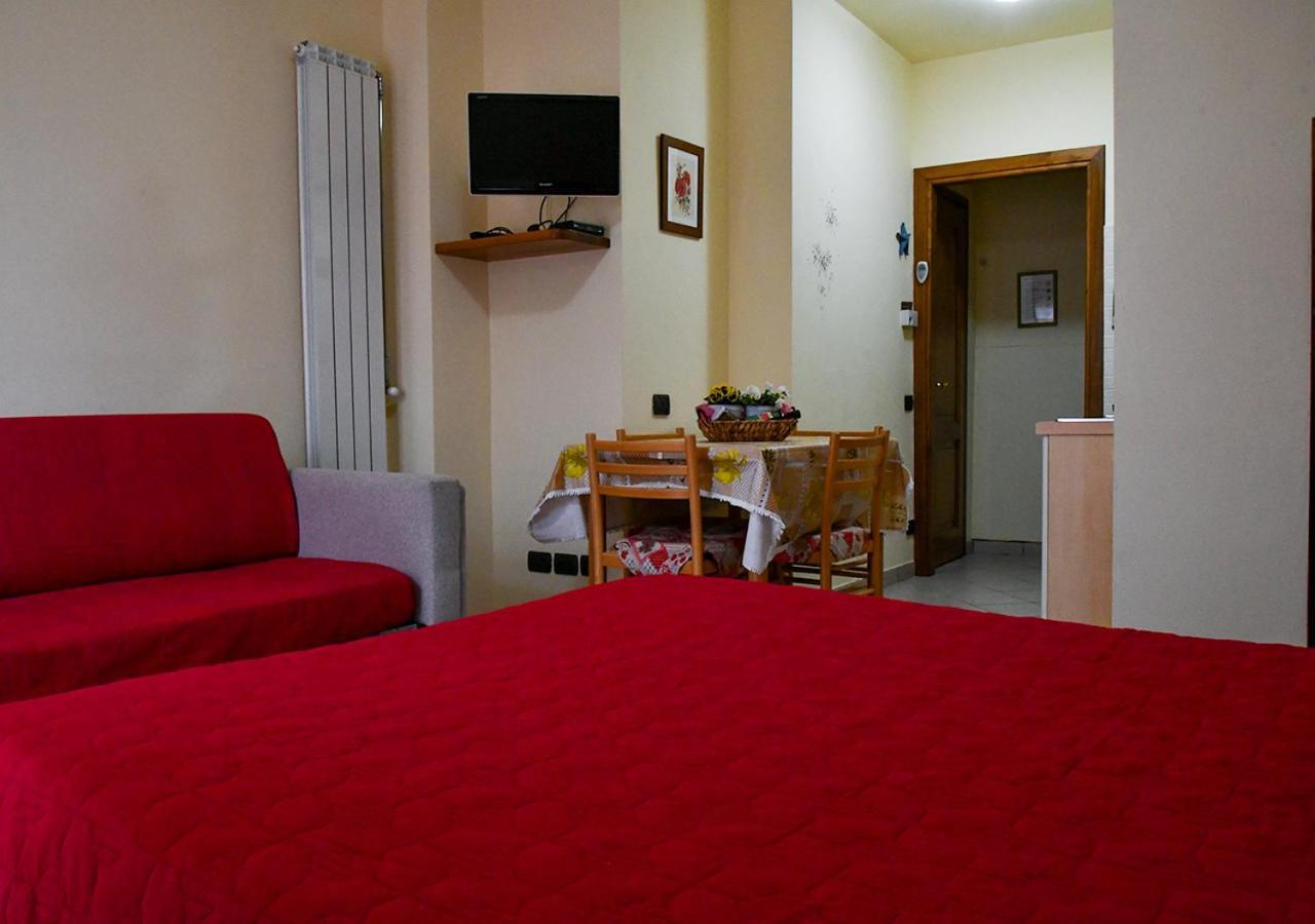 Gli Angeli Agriturismo Villa Cisano sul Neva Eksteriør billede