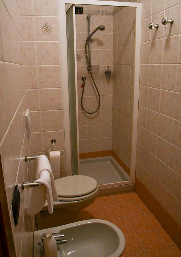 Gli Angeli Agriturismo Villa Cisano sul Neva Eksteriør billede