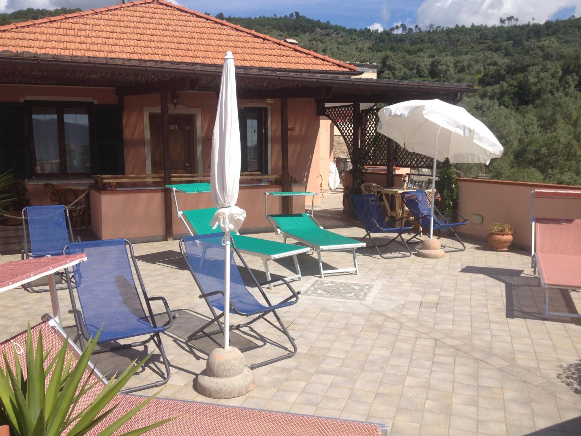 Gli Angeli Agriturismo Villa Cisano sul Neva Eksteriør billede